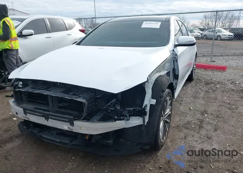 2015 Hyundai Genesis 3.8 z USA, uszkodzony, nr VIN KMHGN4JE6FU075316
